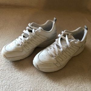 Women’s Size 9 K-Swiss White tennis shoes